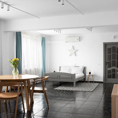 Spacious Ultracentral Apartment Клуж-Напока Екстериор снимка